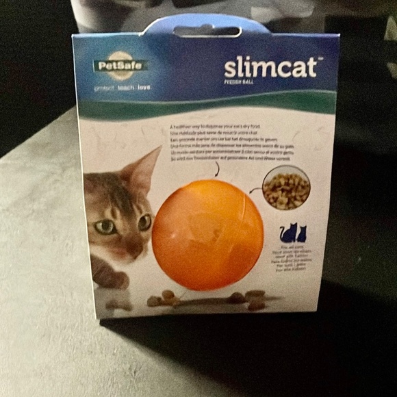 Other - BRAND NEW ORANGE CAT/ DOG TREAT BALL